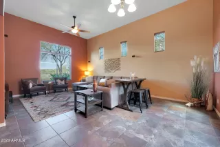 Photo #3: 6521303 Listing