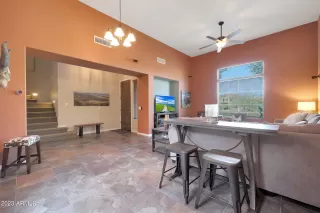 Photo #6: 6521303 Listing