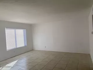 Photo #3: 6521320 Listing