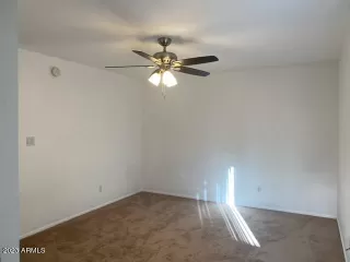 Photo #5: 6521320 Listing