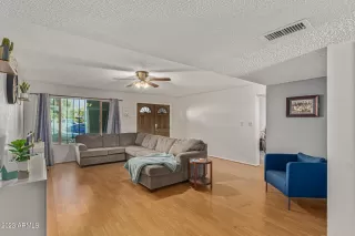 Photo #2: 6521541 Listing