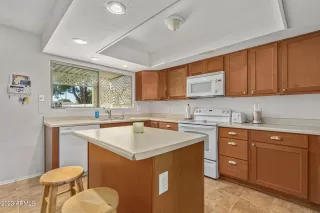 Photo #6: 6521541 Listing