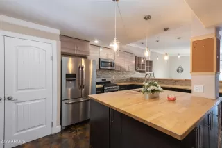 Photo #1: 6521556 Listing