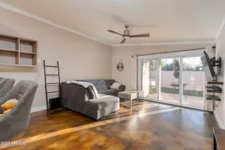 Photo #4: 6521556 Listing