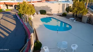 Photo #5: 6521556 Listing