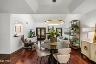 Photo #6: 6521683 Listing