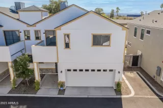 Photo #2: 6521757 Listing