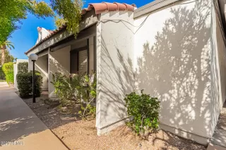 Photo #2: 6521830 Listing