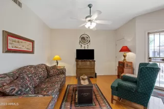 Photo #4: 6521917 Listing 