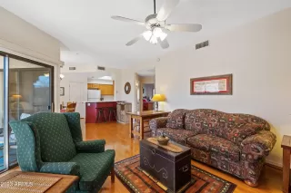 Photo #6: 6521917 Listing 