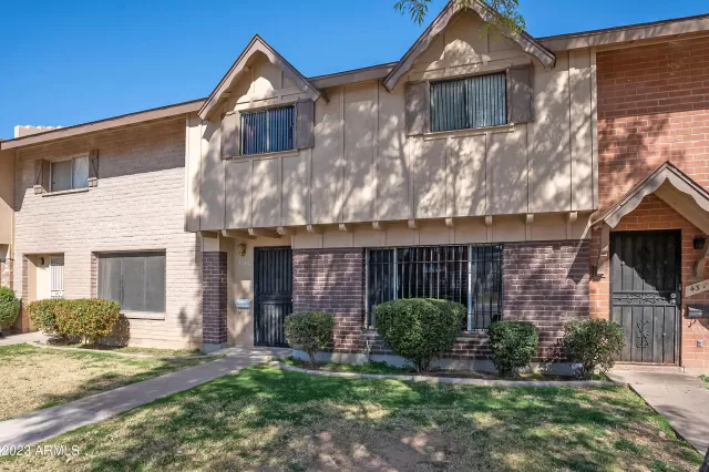 MLS: 6522140 Condo For Sale