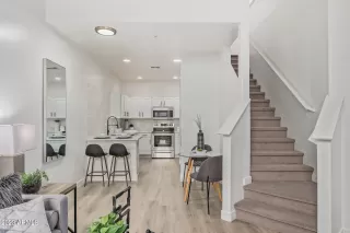 Photo #5: 6522203 Listing 