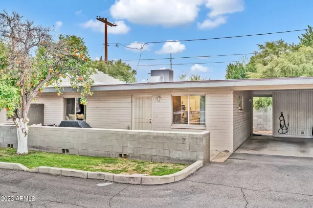 MLS: 6522213 Condo For Sale