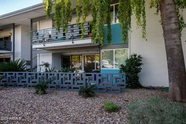 MLS: 6522273 Condo For Sale