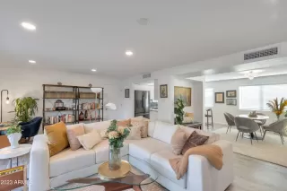 Photo #5: 6522273 Listing 