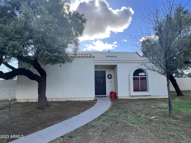 MLS: 6522283 Condo For Sale