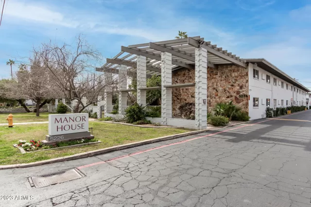 MLS: 6522339 Condo For Sale