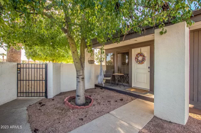 MLS: 6522377 Condo For Sale