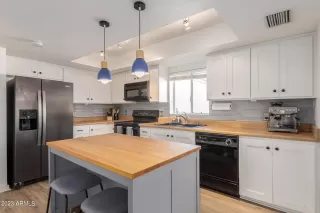 Photo #5: 6522377 Listing 