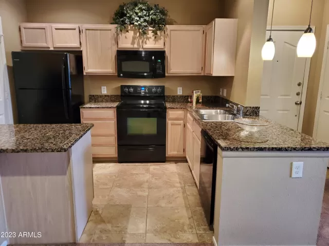 MLS: 6522381 Condo For Sale