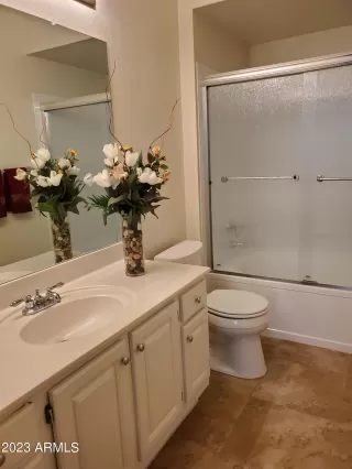 Photo #3: 6522381 Listing