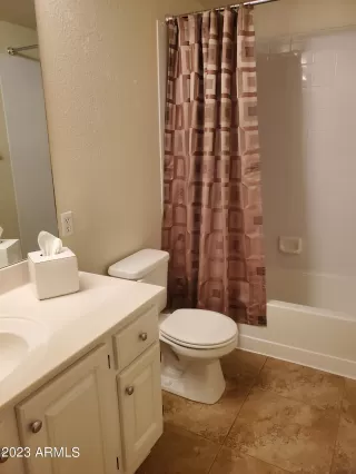 Photo #4: 6522381 Listing