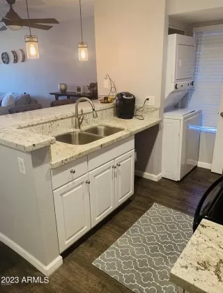 Photo #3: 6522579 Listing