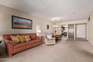 Photo #6: 6522591 Listing