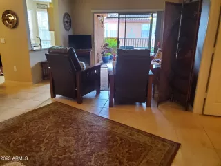 Photo #6: 6522804 Listing