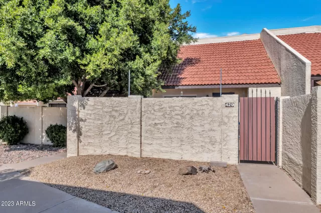 MLS: 6523168 Condo For Sale