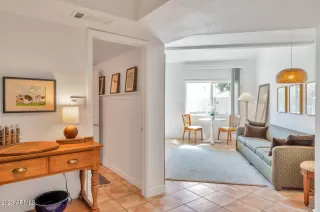 Photo #5: 6523168 Listing