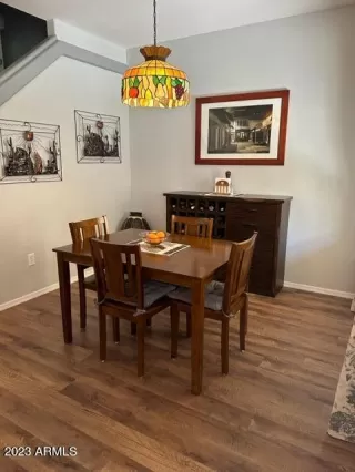 Photo #5: 6523233 Listing