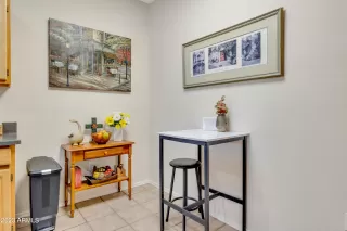 Photo #6: 6523298 Listing 