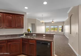 Photo #3: 6523358 Listing 