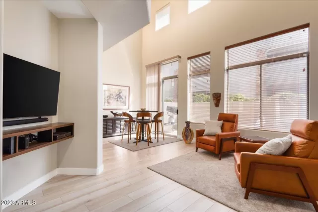 MLS: 6523366 Condo For Sale