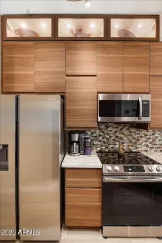 Photo #1: 6523366 Listing 