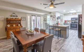 Photo #4: 6523408 Listing