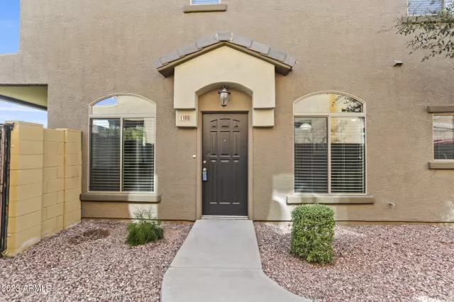 MLS: 6523439 Condo For Sale