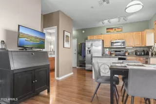 Photo #2: 6523439 Listing 