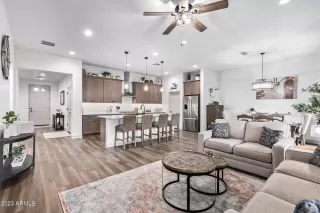 Photo #2: 6523564 Listing 