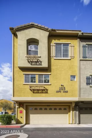 Photo #1: 6523656 Listing