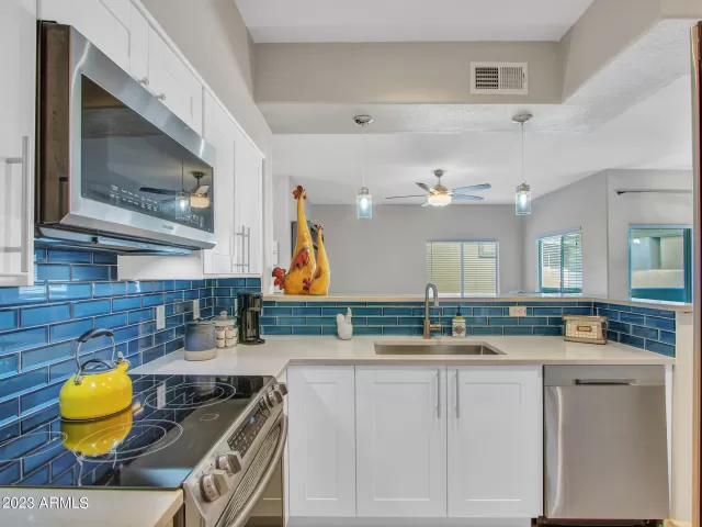 MLS: 6523820 Condo For Sale