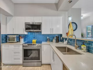 Photo #5: 6523820 Listing 