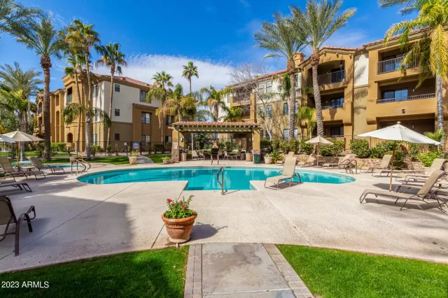 MLS: 6523972 Condo For Sale