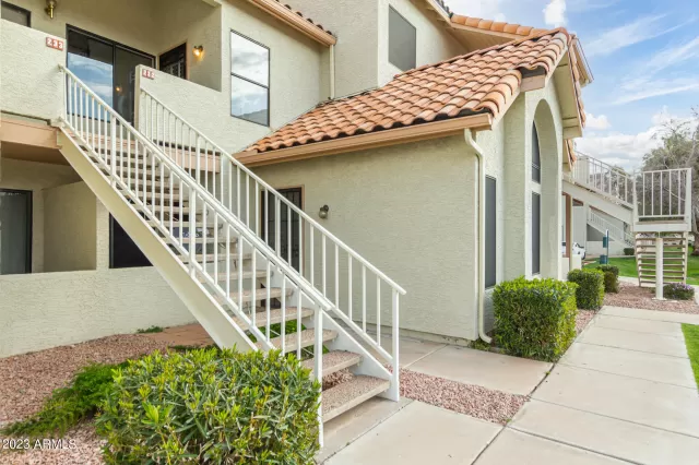 MLS: 6524021 Condo For Sale