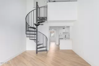 Photo #2: 6524021 Listing 