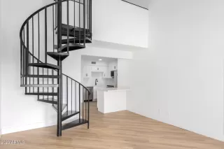 Photo #3: 6524021 Listing 