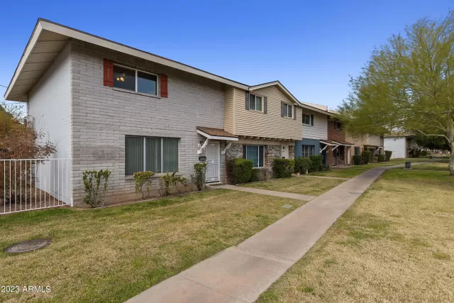 MLS: 6524288 Condo For Sale