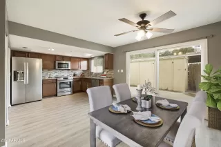 Photo #4: 6524288 Listing 