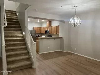 Photo #2: 6524391 Listing 